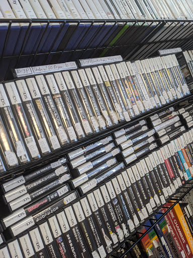 Video Game Store «Retro-Taku Videogames», reviews and photos, 507 West 11 Mile Road, Madison Heights, MI 48071, USA
