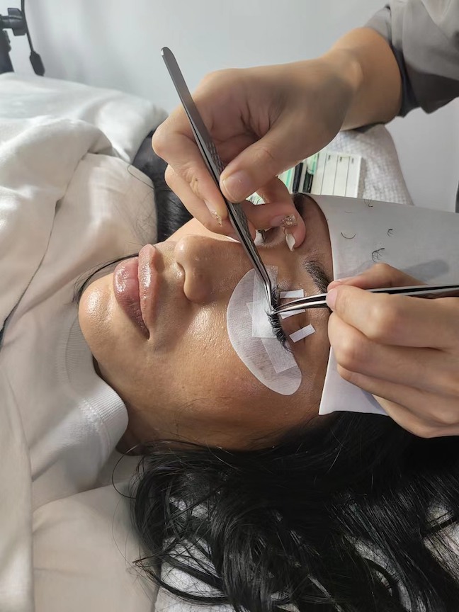 Barton Lash Bar 29681