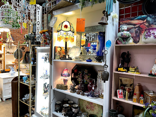 Clothing Store «Junkee Clothing Exchange & Antique», reviews and photos, 960 S Virginia St, Reno, NV 89502, USA