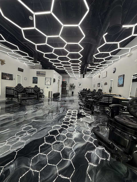 THE HOUSE BARBERSHOP