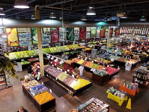 Grocery Store «Shop & Save Market», reviews and photos, 518 Metropolitan Way, Des Plaines, IL 60016, USA