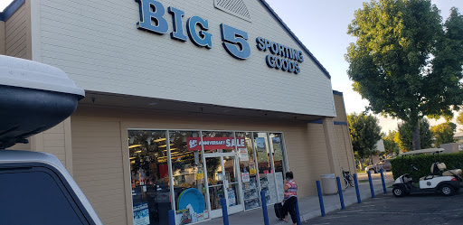 Sporting Goods Store «Big 5 Sporting Goods», reviews and photos, 4902 E Kings Canyon Rd, Fresno, CA 93727, USA
