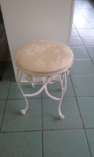 Thrift Store «Boomerangs Thrift Store», reviews and photos, 2365 Wilton Dr, Wilton Manors, FL 33305, USA