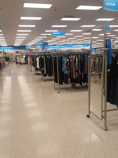 Clothing Store «Ross Dress for Less», reviews and photos, 1300 Gateway Blvd, Fairfield, CA 94533, USA