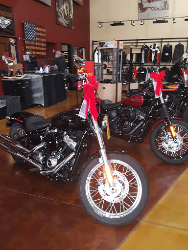 Harley-Davidson Dealer «Surdyke Harley-Davidson», reviews and photos, 2435 US-67, Festus, MO 63028, USA