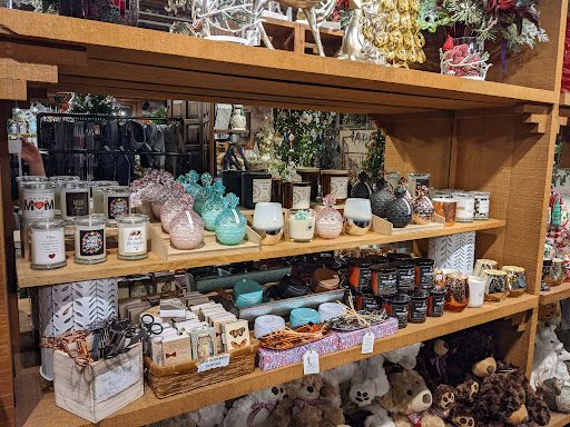 Gift Shop «Cugini Florists & Fine Gifts», reviews and photos, 413 S 3rd St, Renton, WA 98057, USA