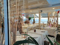Atmosphère du Restaurant méditerranéen Estérel Plage Restaurant Juan Les Pins à Antibes - n°13