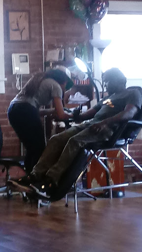 Tattoo Shop «Pretty-n-Ink», reviews and photos, 2030 S Tryon St #3H, Charlotte, NC 28203, USA