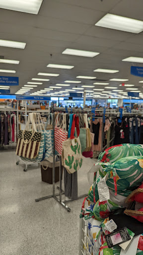 Clothing Store «Ross Dress for Less», reviews and photos, 8770 Washington Blvd, Pico Rivera, CA 90660, USA