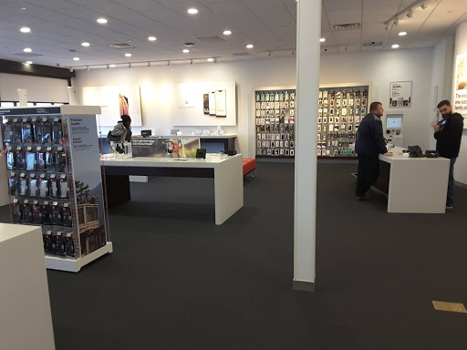 Cell Phone Store «Verizon», reviews and photos, 8363 Agora Pkwy, Selma, TX 78154, USA