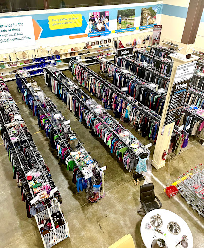 Thrift Store «Missions Thrift Store», reviews and photos, 2721 E Millbrook Rd, Raleigh, NC 27604, USA