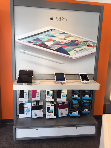Cell Phone Store «AT&T Authorized Retailer», reviews and photos, 8052 Limonite Ave #101, Riverside, CA 92509, USA
