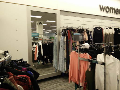 Department Store «Nordstrom Rack Wayne Town Center», reviews and photos, 141 NJ-23, Wayne, NJ 07470, USA