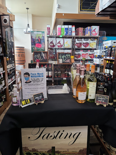 Liquor Store «Town Center Wine And Spirit Liquor Store», reviews and photos, 6401 America Blvd #110, Hyattsville, MD 20782, USA