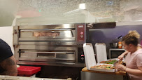 Atmosphère du Pizzeria Au Son Des Pizzas à Saint-Andiol - n°4