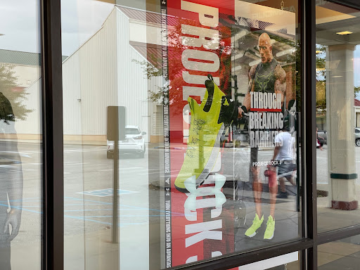 Clothing Store «Under Armour Factory House», reviews and photos, 3026 Outlet Dr, Edinburgh, IN 46124, USA