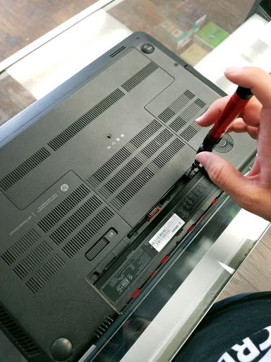 Cell Phone Store «Cell Pros», reviews and photos, 3075 W Ashlan Ave, Fresno, CA 93711, USA