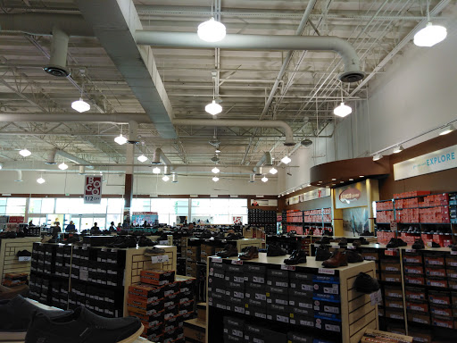 Shoe Store «Famous Footwear», reviews and photos, 18049 NW Evergreen Pkwy, Beaverton, OR 97006, USA