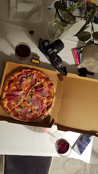Pepperoni du Pizzas à emporter PIZZA SQUARE NICE (uniquement à emporter) - n°6