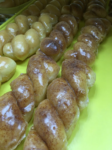 Donut Shop «Donut Palace», reviews and photos, 1100 E Pleasant Run Rd # 128, DeSoto, TX 75115, USA