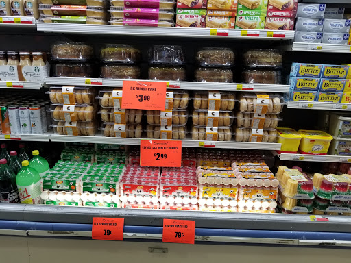 Grocery Store «Super Mercados El Guero», reviews and photos, 850 N Farnsworth Ave, Aurora, IL 60505, USA