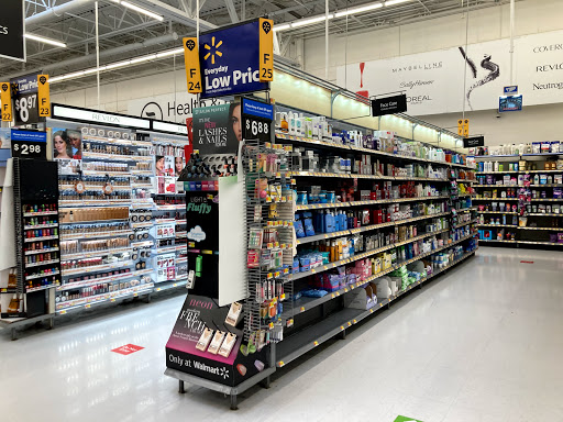 Discount Store «Walmart», reviews and photos, 3164 Berlin Turnpike, Newington, CT 06111, USA