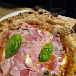 Photo n°25 de l'avis de Dancesimple. fait le 20/02/2023 à 18:36 sur le  60 seconds to napoli à Duisburg