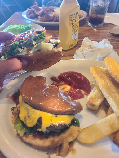 American Restaurant «Cracker Barrel Old Country Store», reviews and photos, 4101 NW Federal Hwy, Jensen Beach, FL 34957, USA