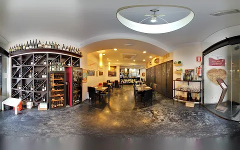 Vins i més Restaurant Enoteca image