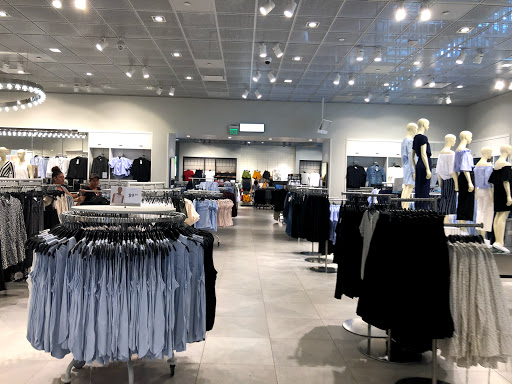 Clothing Store «H&M», reviews and photos, 11401 NW 12th St, Miami, FL 33172, USA
