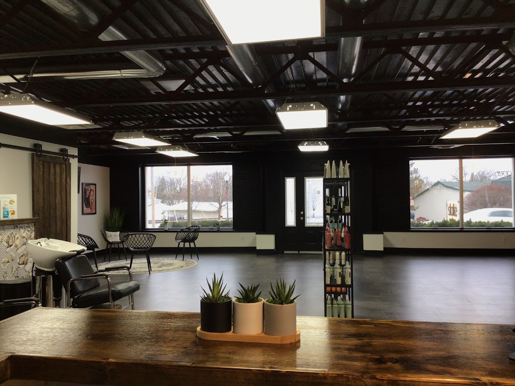 Slate Salon/ Aveda 48439