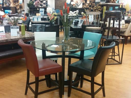 Dining chairs in Indianapolis