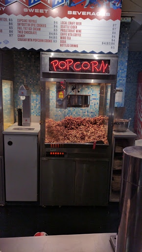 Movie Theater «Cinerama», reviews and photos, 2100 4th Ave, Seattle, WA 98121, USA