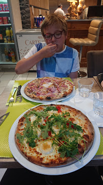 Plats et boissons du Pizzeria La Napolia à Pont-de-l'Arche - n°13
