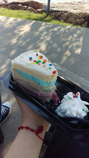 Restaurant «The Cheesecake Factory», reviews and photos, 101 Jordan Creek Parkway, West Des Moines, IA 50266, USA