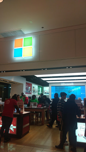 Computer Store «Microsoft Store - Westfield Montgomery», reviews and photos, 7101 Democracy Blvd, Bethesda, MD 20817, USA