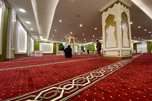 Oman Avenues Mall Masjid مصلى عمان أفينيوز image
