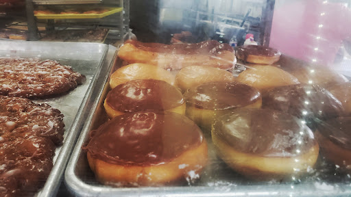 Donut Shop «Kountry Donuts», reviews and photos, 102 S Main St, Grapevine, TX 76051, USA