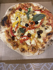 Plats et boissons du Pizzas à emporter Olive & Basilic - Pizza Cuite Au Feu De Bois à Léon - n°10