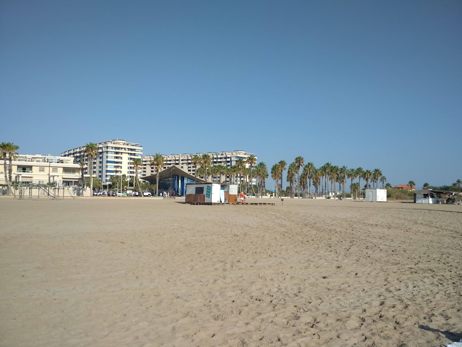 Platja de la Patacona'in fotoğrafı ve yerleşim