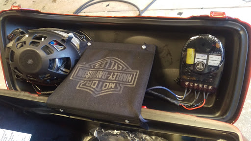 Electronics Store «Mobile Electronics», reviews and photos, 419 Ogden Ave, Downers Grove, IL 60515, USA