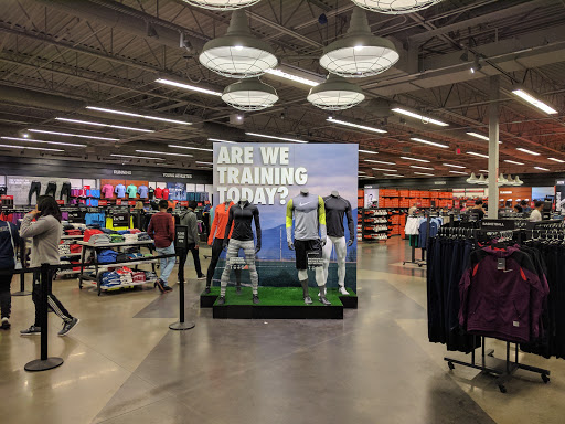 Clothing Store «Nike Factory Store», reviews and photos, 915 Ridgewalk Pkwy #200, Woodstock, GA 30188, USA