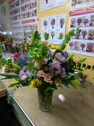 Florist «Gulfport Florist», reviews and photos, 1410 58th St S, Gulfport, FL 33707, USA