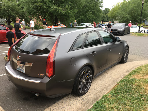 Shopping Mall «Village Centre», reviews and photos, 776 Walker Rd, Great Falls, VA 22066, USA