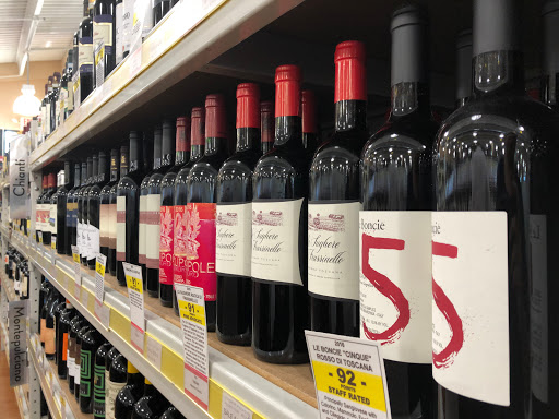 Wine Store «Westchester Wine Warehouse», reviews and photos, 53 Tarrytown Rd, White Plains, NY 10607, USA