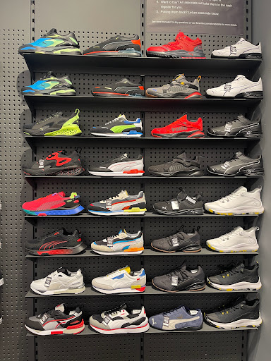 Shoe Store «Finish Line», reviews and photos, 2801 Stevens Creek Blvd, Santa Clara, CA 95050, USA