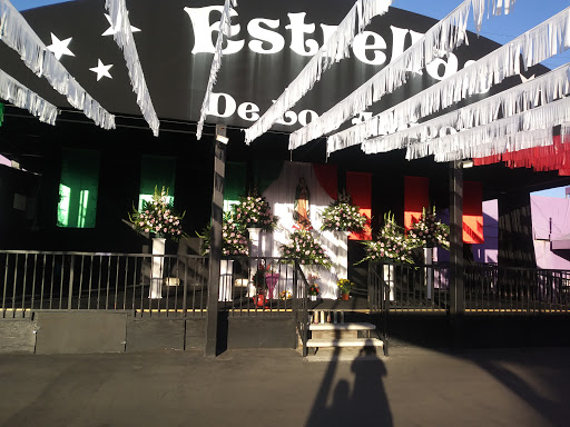 Shopping Mall «Los Amigos Mall», reviews and photos, 307 E Jefferson Blvd, Los Angeles, CA 90011, USA