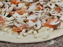 Plats et boissons du Pizzeria La Maison de la Pizza à Agde - n°7