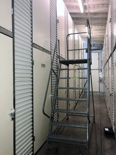 Self-Storage Facility «Central Self Storage», reviews and photos, 2721 Shattuck Ave, Berkeley, CA 94705, USA