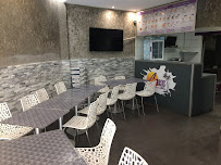 Atmosphère du Restauration rapide L'Oasis Tacos & Burgers à Ferney-Voltaire - n°3